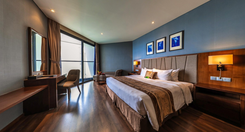 Phòng Deluxe View Biển Và Thành Phố