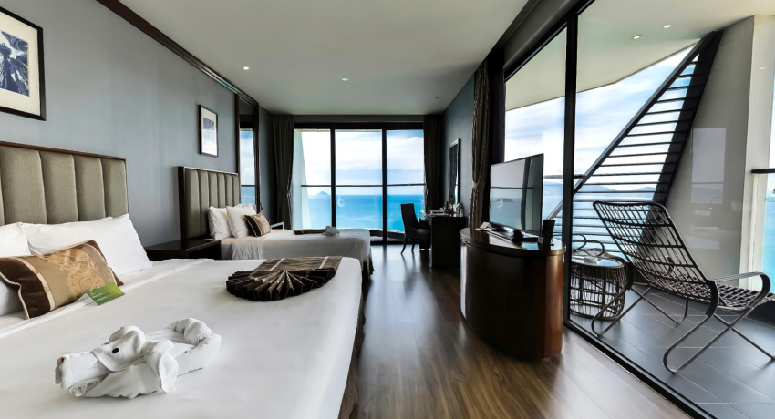 Pacific Triple Room With Ocean View And Bathtub