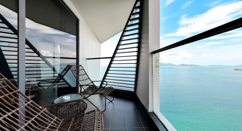 Pacific Triple Room With Ocean View And Bathtub