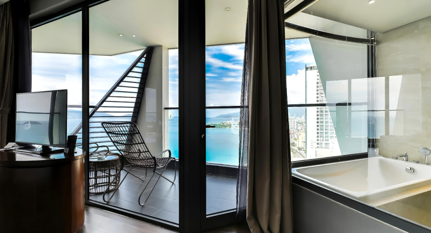 Pacific Triple Room With Ocean View And Bathtub