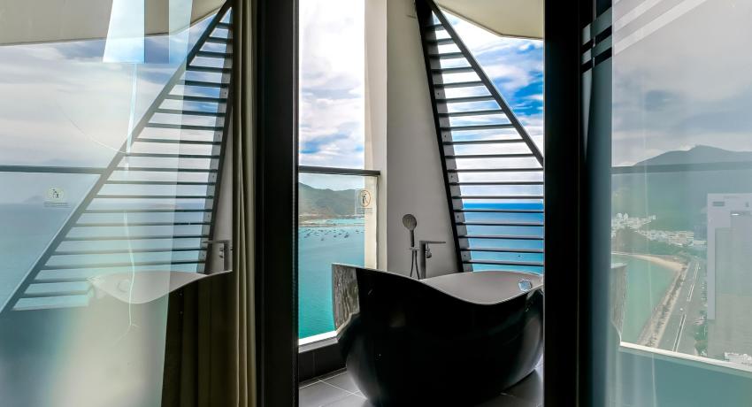 Suite Room With Exclusive Ocean View