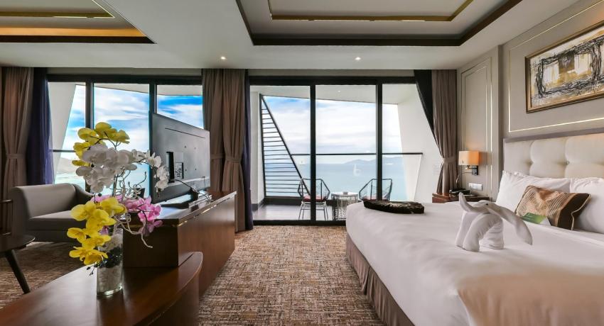 Suite Room With Exclusive Ocean View