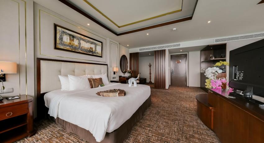 Suite Room With Exclusive Ocean View