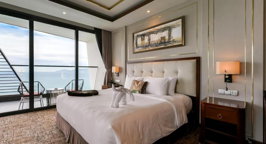 Suite Room With Exclusive Ocean View