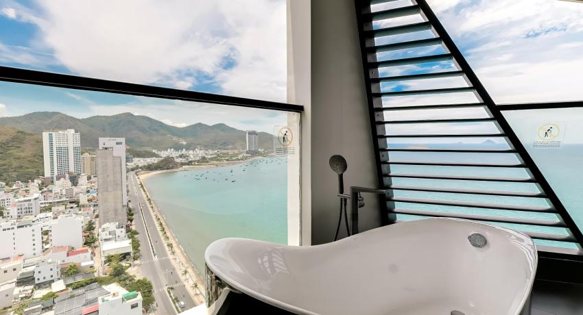 Suite Room With Exclusive Ocean View